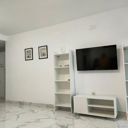 Apartament Flamingo Z Basenem 托雷维耶哈 外观 照片
